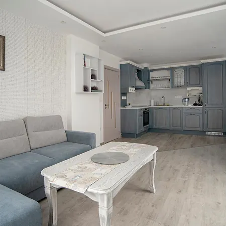 Sunny & Stylish Brand New 2bdr + Parking *