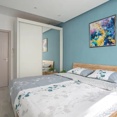 Sunny & Stylish Brand New 2bdr + Parking * Sofia